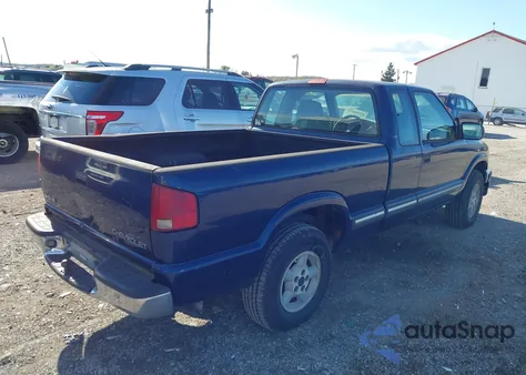 2003 Chevrolet S-10 Ls z USA, uszkodzony, nr VIN 1GCDT19X538148729
